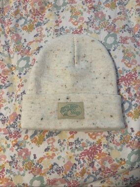 Bass Pro Shops Cream Knit Beanie with Multicolor Speckles